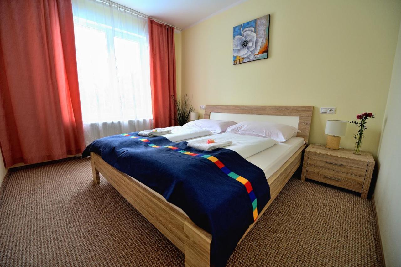 Hotel Korekt Piest'any Extérieur photo